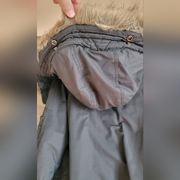 American Eagle Outfitters Women's Fur lined Hooded Coat size S/P - Picture 10 of 12